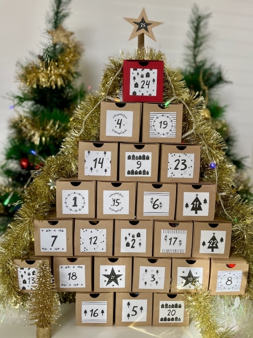 Calendrier de l'avent sur mesure en carton